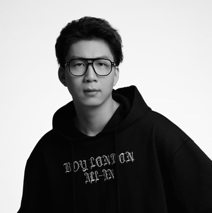 Jacky, CEO of Roky Design – leading award-winning office interior design projects in Hong Kong.